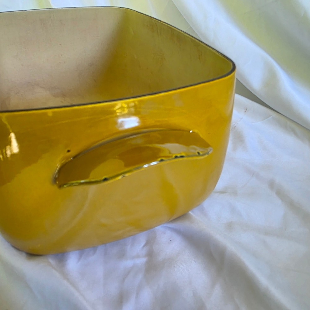 Vintage Mustard Yellow Enameled Cast Iron Rectangular Dutch Oven Roaster Lid - Picture 3 of 15